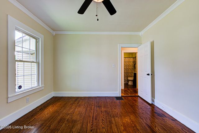 665 N Barbee Way, Louisville, KY 40217