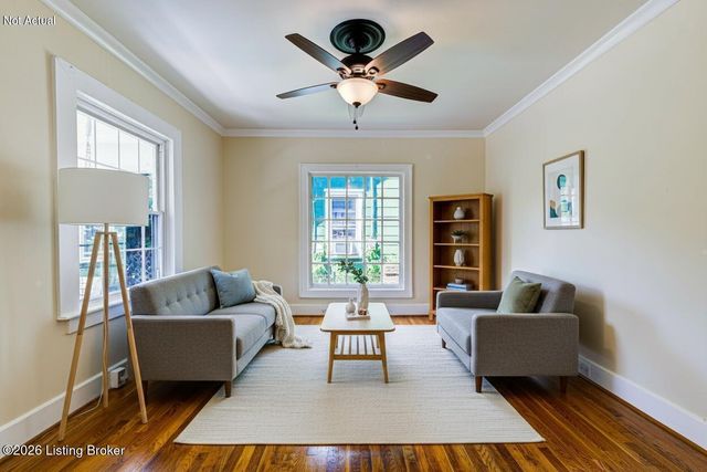 665 N Barbee Way, Louisville, KY 40217