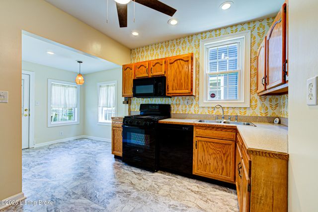 665 N Barbee Way, Louisville, KY 40217