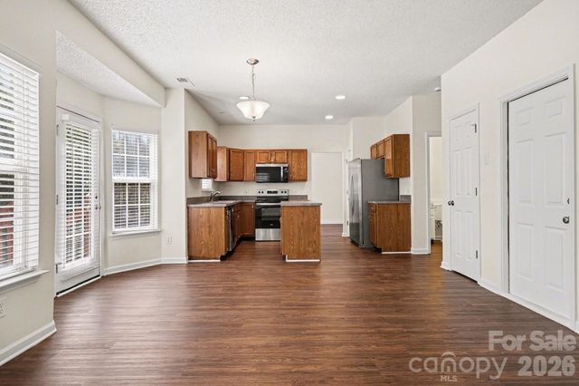 2888 Shadow Brook Court NW, Concord, NC 28027