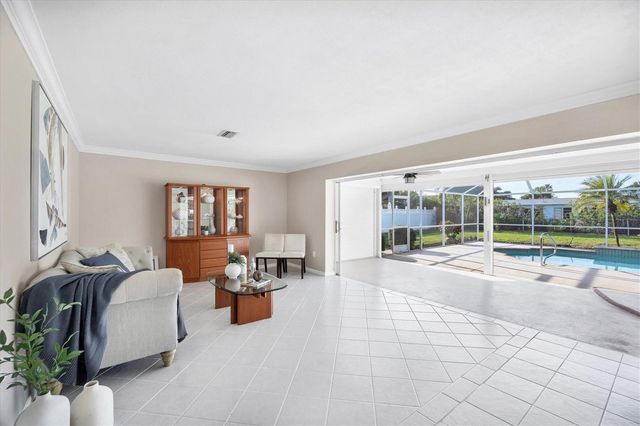 633 VALENCIA ROAD, Venice, FL 34285