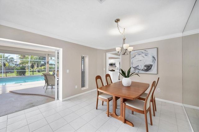 633 VALENCIA ROAD, Venice, FL 34285