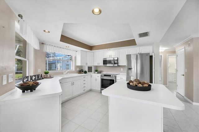 633 VALENCIA ROAD, Venice, FL 34285