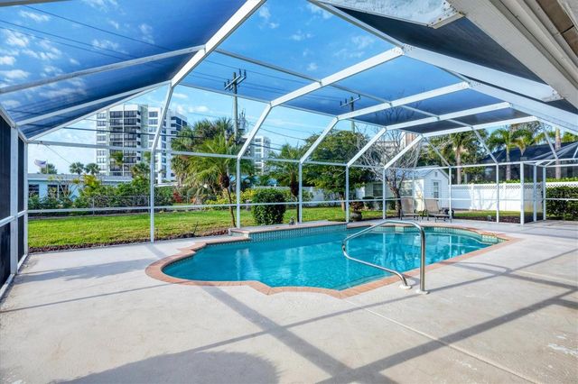 633 VALENCIA ROAD, Venice, FL 34285