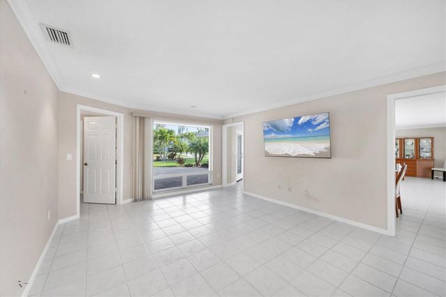 633 VALENCIA ROAD, Venice, FL 34285