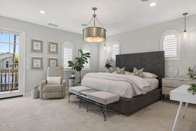 4045 Harbour Island Lane, Oxnard, CA 93035