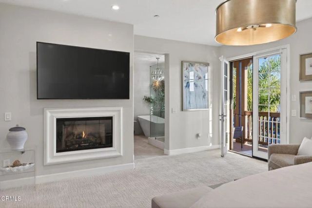 4045 Harbour Island Lane, Oxnard, CA 93035