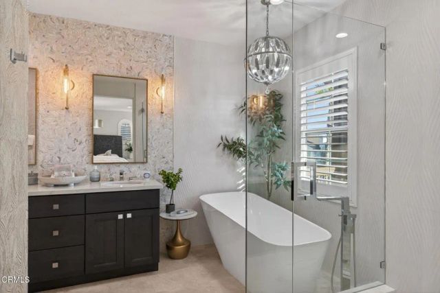 4045 Harbour Island Lane, Oxnard, CA 93035