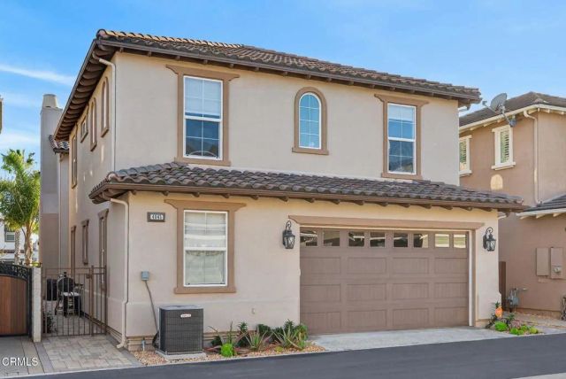 4045 Harbour Island Lane, Oxnard, CA 93035