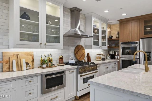 4045 Harbour Island Lane, Oxnard, CA 93035