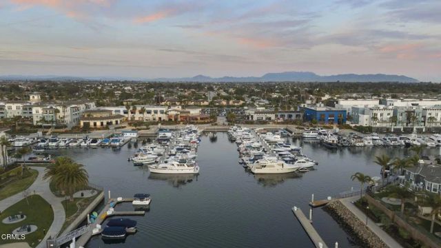 4045 Harbour Island Lane, Oxnard, CA 93035