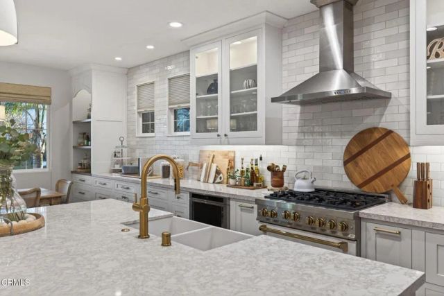 4045 Harbour Island Lane, Oxnard, CA 93035