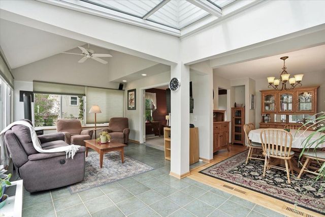 2830 Grandview Boulevard, Madison, WI 53713