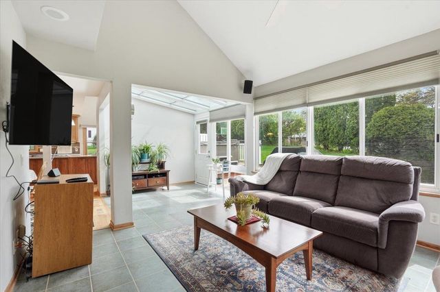 2830 Grandview Boulevard, Madison, WI 53713