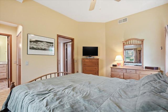 2830 Grandview Boulevard, Madison, WI 53713
