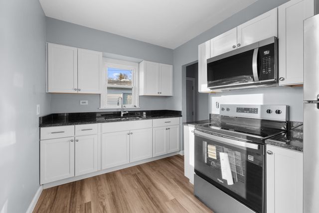 121 Wellman Avenue, Davenport, IA 52802