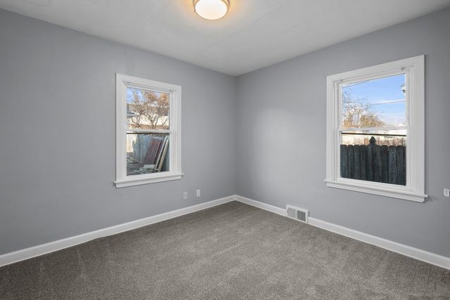 121 Wellman Avenue, Davenport, IA 52802