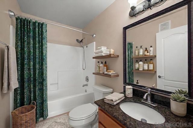 7130 Shoreline Drive 1212, San Diego, CA 92122