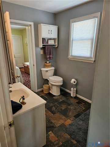 6717 Linbrook Dr, Henrico, VA 23228