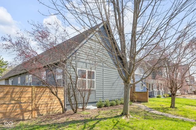 1645 Carrollton Avenue, Indianapolis, IN 46202