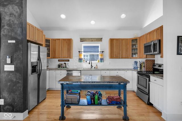 1645 Carrollton Avenue, Indianapolis, IN 46202