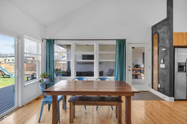 1645 Carrollton Avenue, Indianapolis, IN 46202