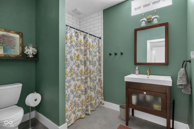 1645 Carrollton Avenue, Indianapolis, IN 46202