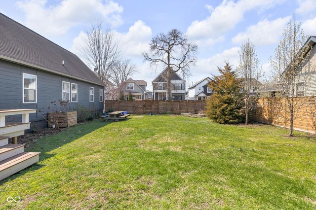 1645 Carrollton Avenue, Indianapolis, IN 46202