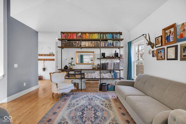 1645 Carrollton Avenue, Indianapolis, IN 46202