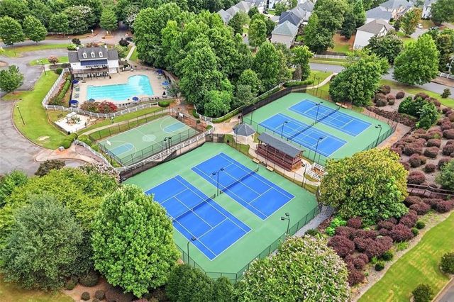 355 Mccook Circle NW, Kennesaw, GA 30144