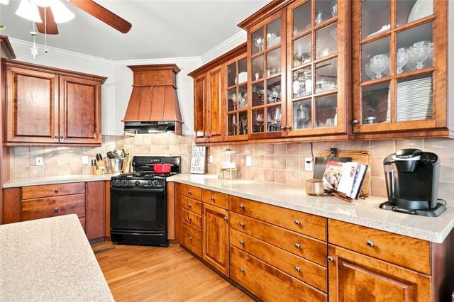 355 Mccook Circle NW, Kennesaw, GA 30144