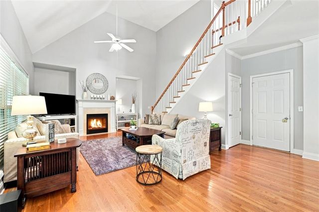 355 Mccook Circle NW, Kennesaw, GA 30144