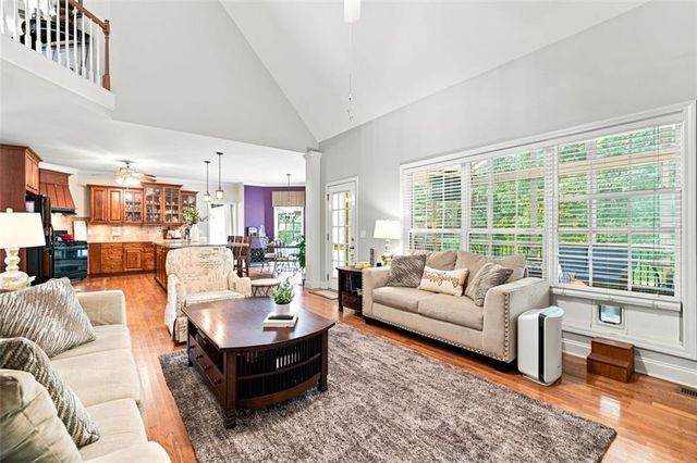 355 Mccook Circle NW, Kennesaw, GA 30144