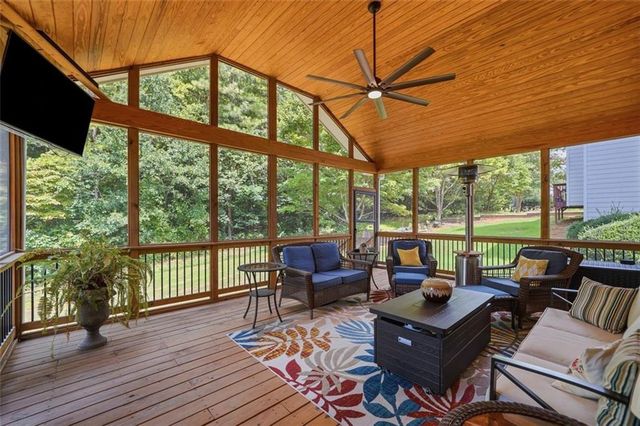 355 Mccook Circle NW, Kennesaw, GA 30144