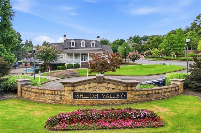 355 Mccook Circle NW, Kennesaw, GA 30144