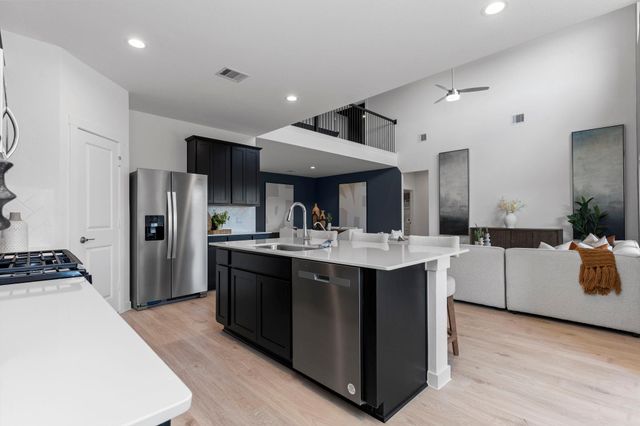 4822 Rosemary Creek Drive, Rosenberg, TX 77469