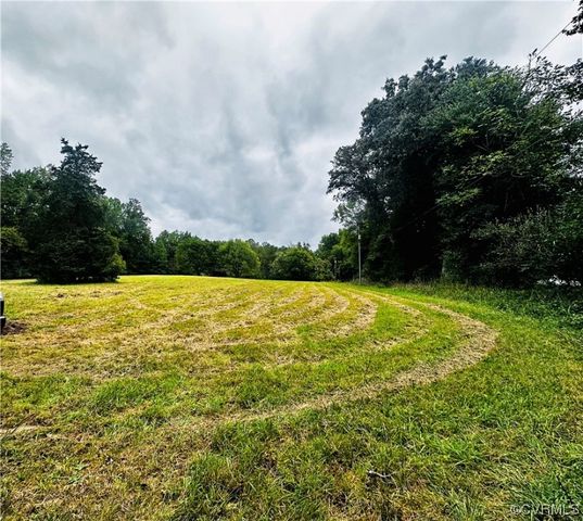 258 Twin Pine Rd, Henrico, VA 23150