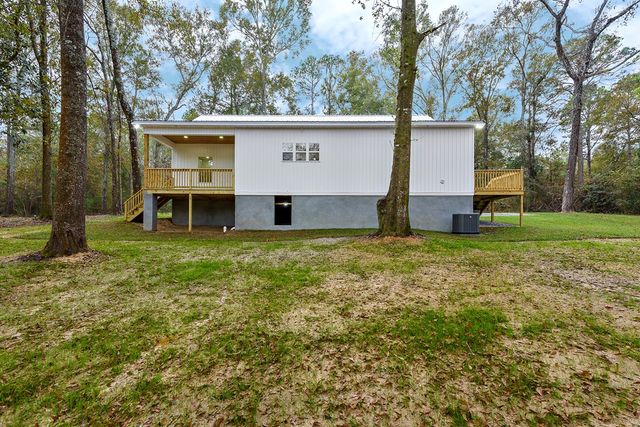 223 Lakewood Loop, Geneva, AL 36340