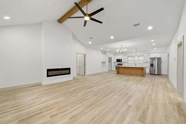 223 Lakewood Loop, Geneva, AL 36340