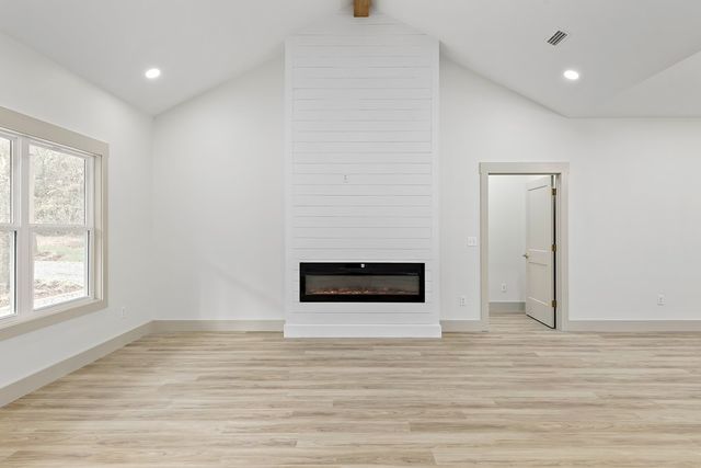 223 Lakewood Loop, Geneva, AL 36340