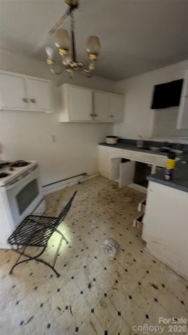 2715 Southwest Boulevard, Charlotte, NC 28216