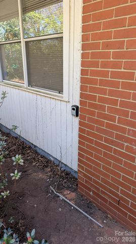 2715 Southwest Boulevard, Charlotte, NC 28216