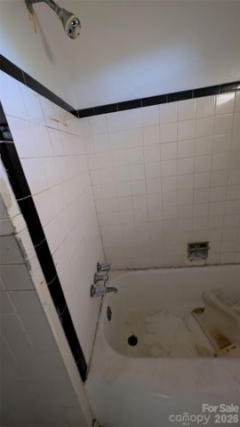 2715 Southwest Boulevard, Charlotte, NC 28216