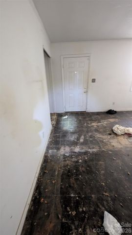 2715 Southwest Boulevard, Charlotte, NC 28216