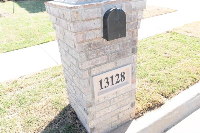 13128 NE 8th Street, Choctaw, OK 73020