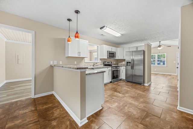 7990 Short Needle Ct., Murrells Inlet, SC 29576