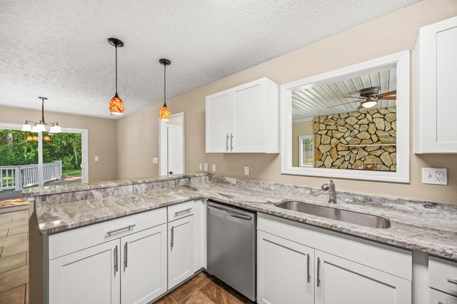 7990 Short Needle Ct., Murrells Inlet, SC 29576