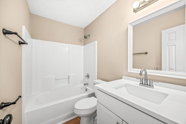 7990 Short Needle Ct., Murrells Inlet, SC 29576