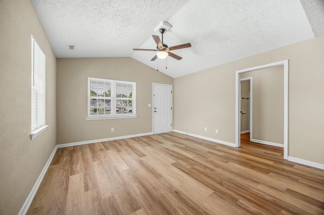 7990 Short Needle Ct., Murrells Inlet, SC 29576