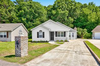 7990 Short Needle Ct., Murrells Inlet, SC 29576